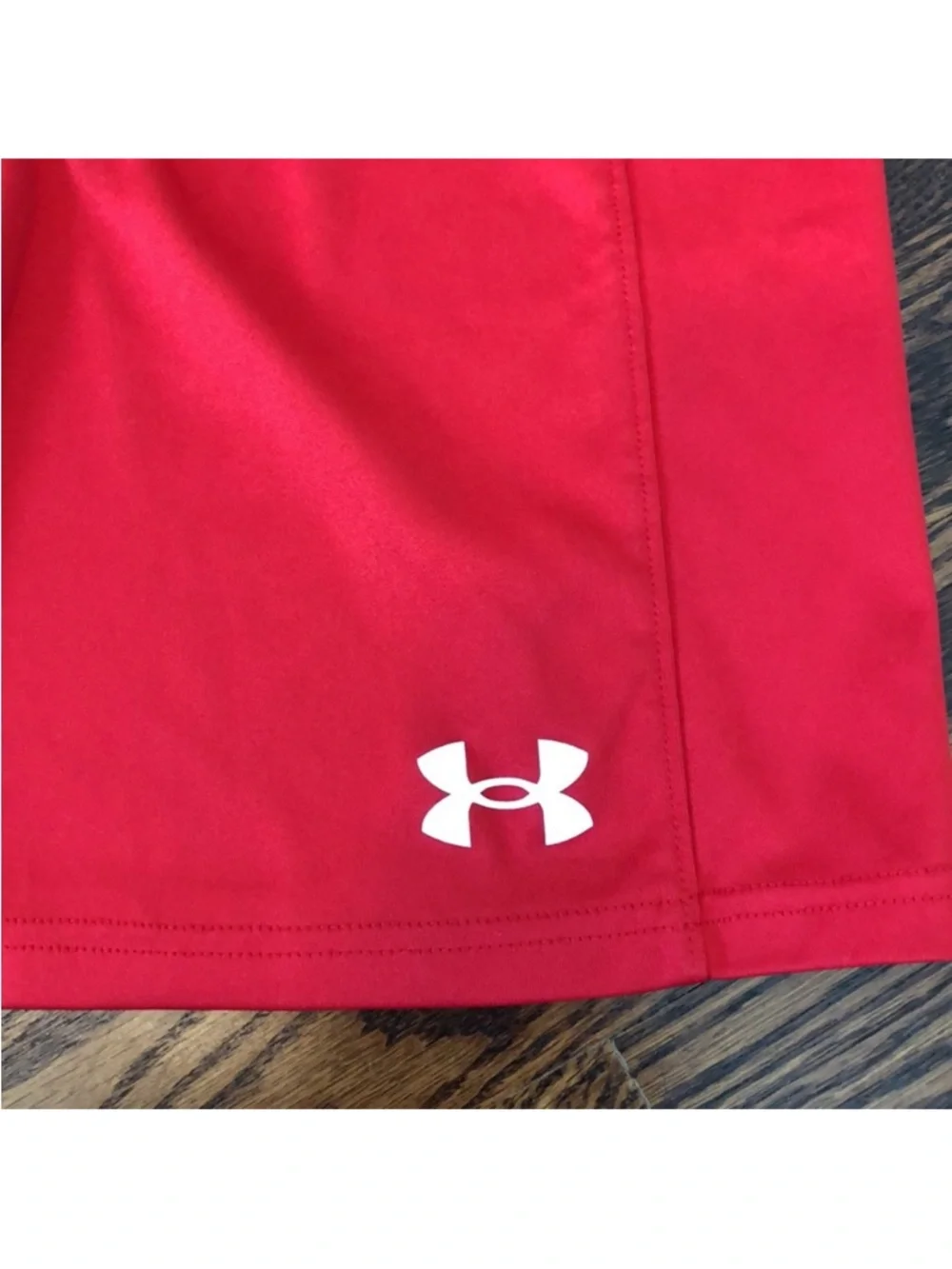 Under Armour Boys Red HeatGear Athletic Shorts Size XL